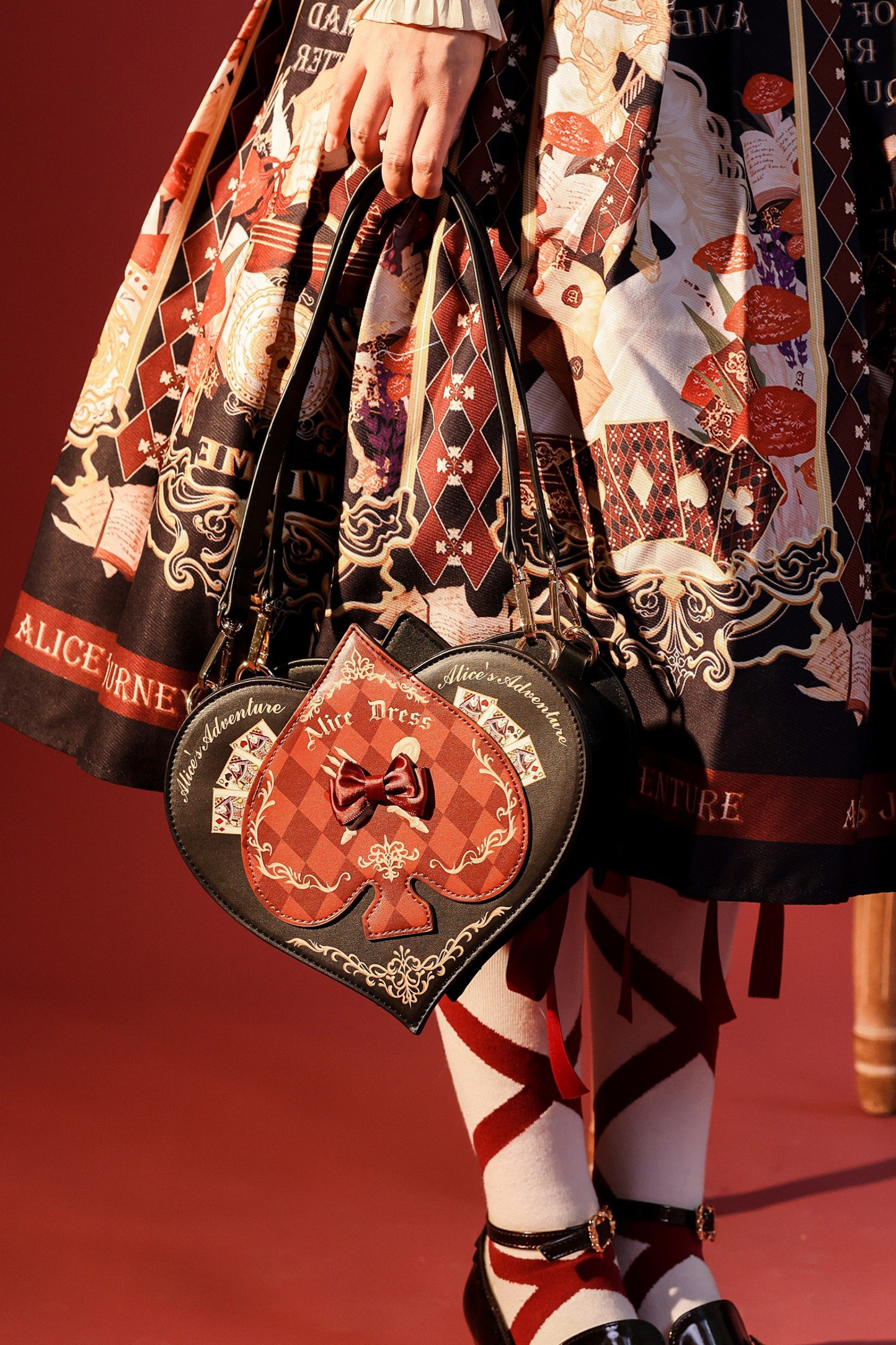 Alice Messenger Bag