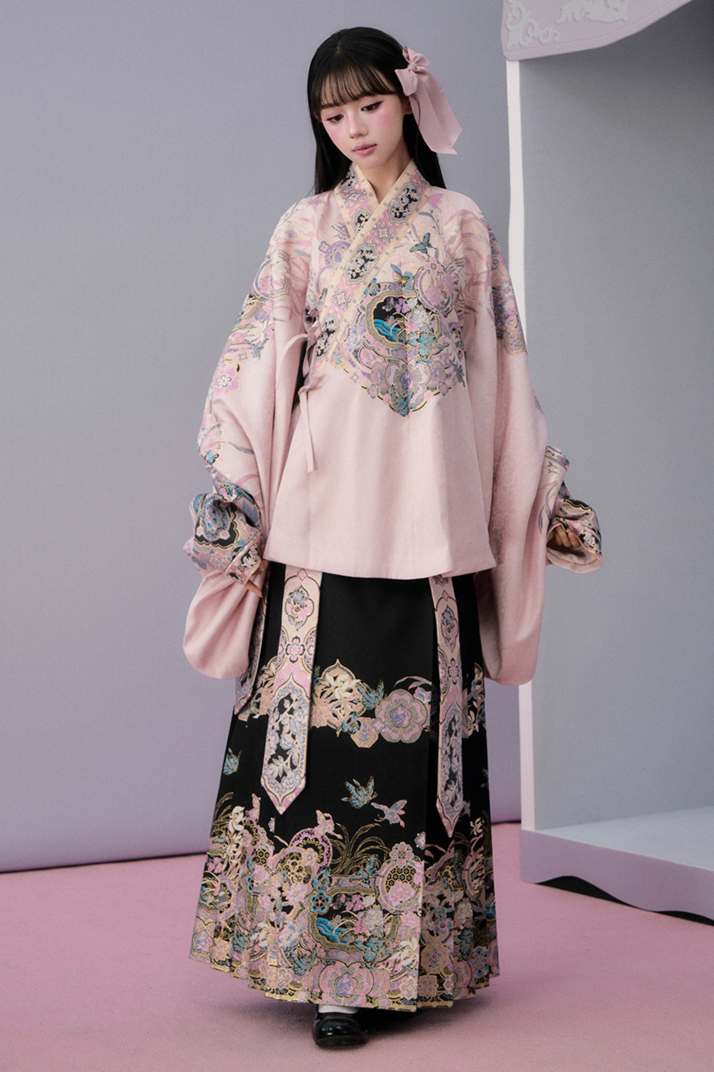 Sweet Chinese-style Jacket + Pleated Skirt + Accessories