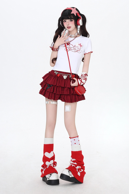 Letter Ribbon Slim Fitted T-shirt