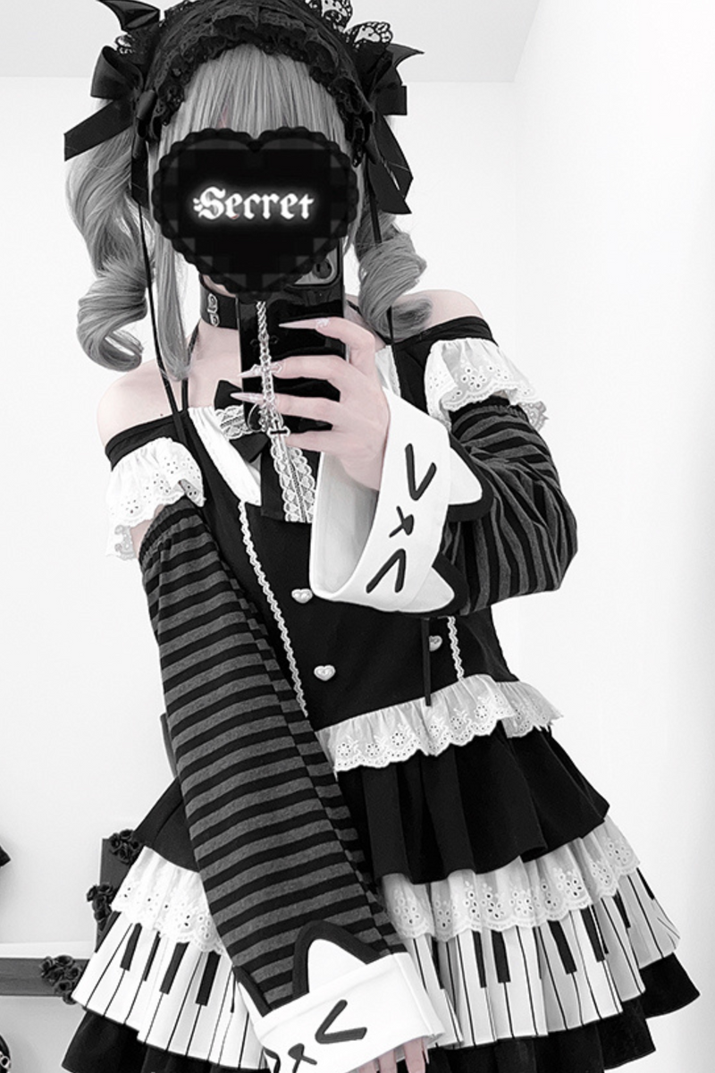Dark Ruffle Top + Piano Skirt + Cat Sleeve