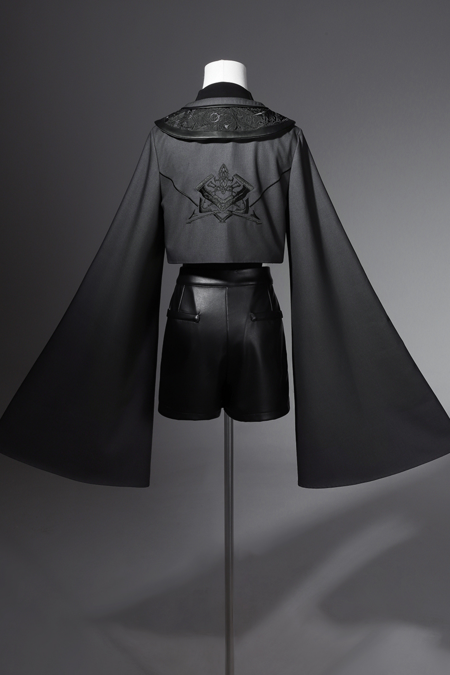 [pre-order] Shinbu Lolita Mode Wide Jacket + Top + Shorts