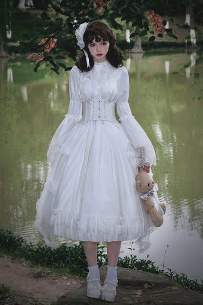 Casually Elegant Dress with a Refined Edge