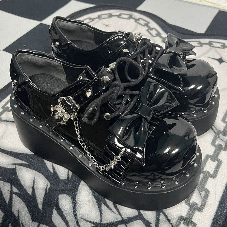 Beautifully Finished Shoes in a Timeless Design