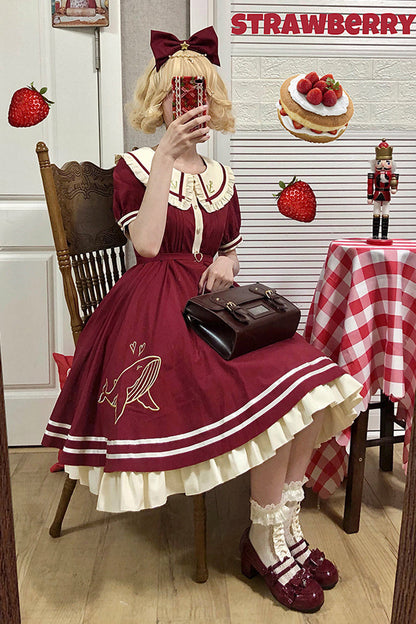 Effortlessly Elegant Dress with a Timeless Design