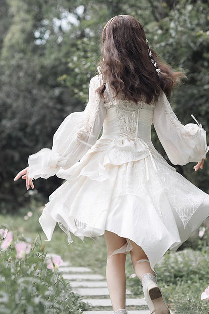 Vintage Style Dress with a Modern Fit
