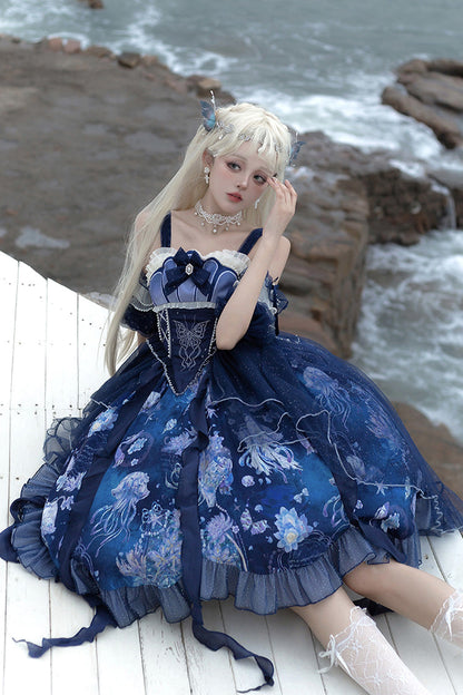 Subtly Elegant Dress with a Refined Vintage Look
