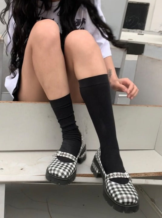 Merry Monochrome Belt Check Heels