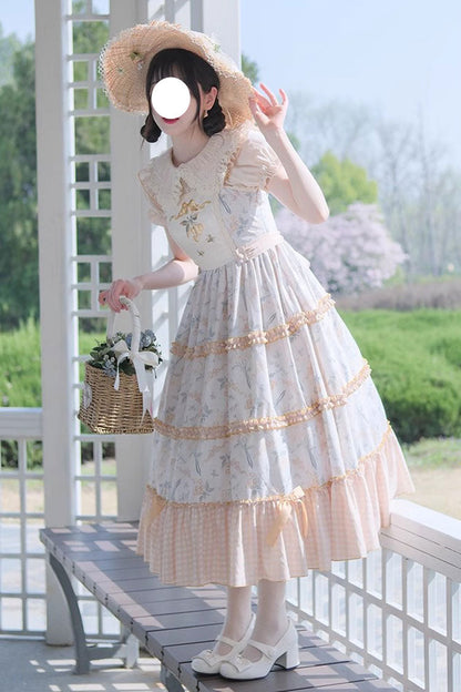 Beautifully Crafted Dress in a Classic Style