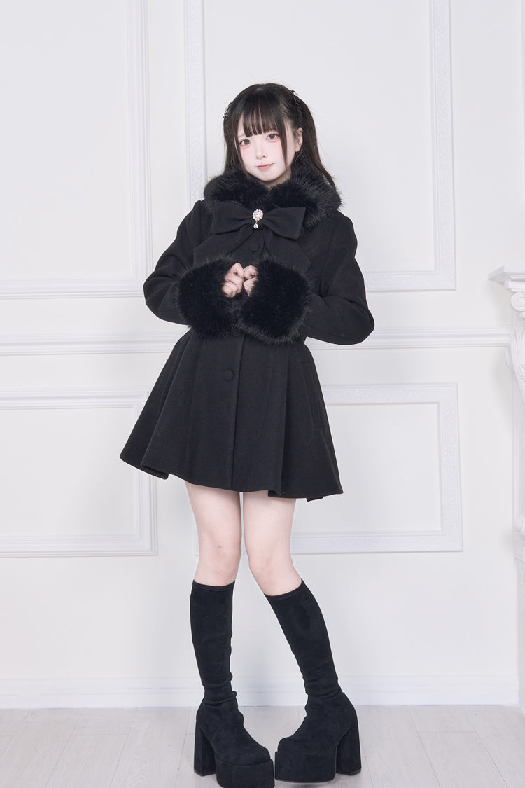 Casually Elegant Coat with a Refined Edge