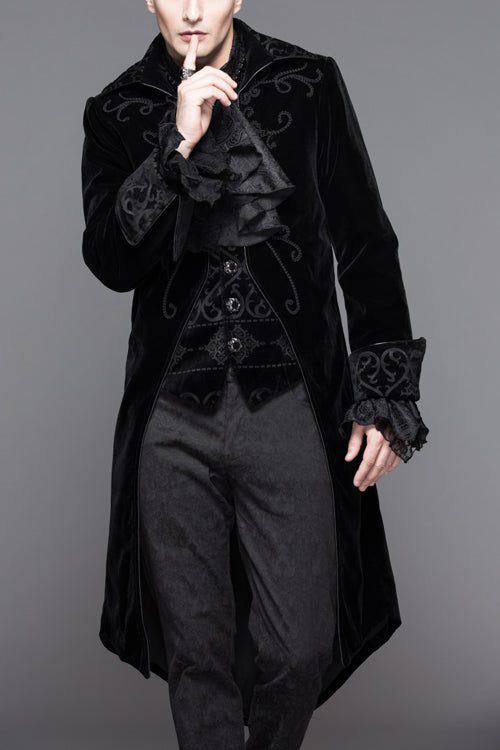 Finely Styled Coat with a Classic Vintage Look