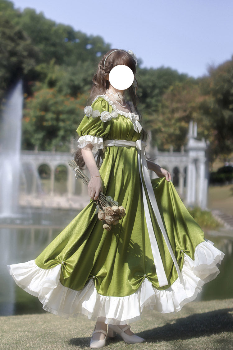 Subtly Elegant Dress with a Refined Vintage Look