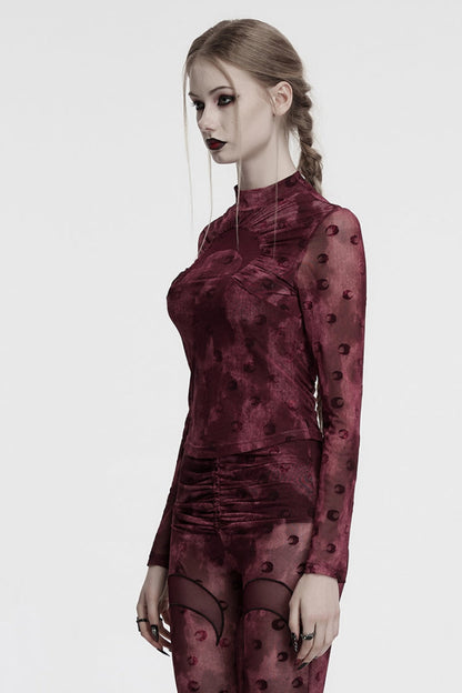 Beautifully Crafted Blouse in a Classic Style