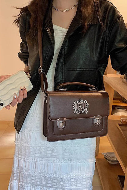 Classic Vintage Bag with a Flattering Fit
