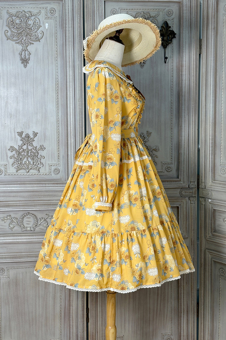 Finely Styled Dress with a Classic Vintage Look
