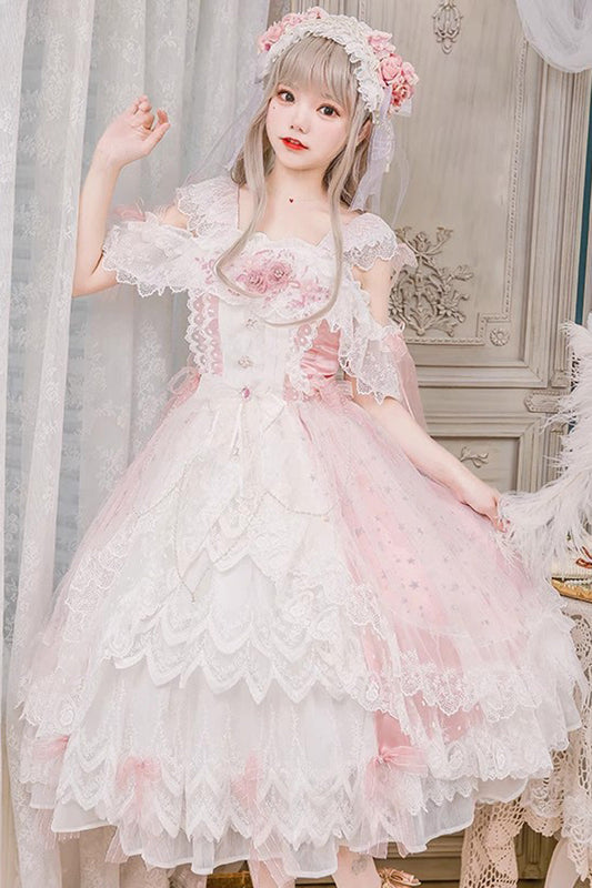 Finely Styled Dress with a Classic Vintage Look