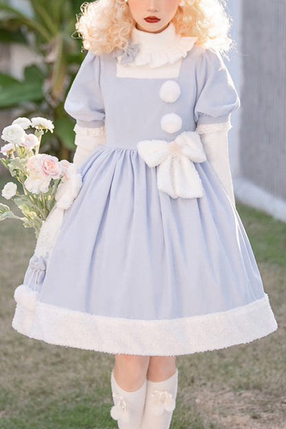 Finely Styled Dress with a Classic Vintage Look
