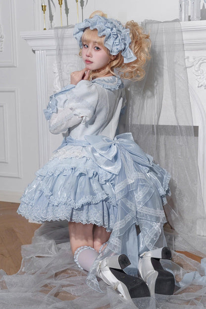 Subtly Elegant Dress with a Refined Vintage Look