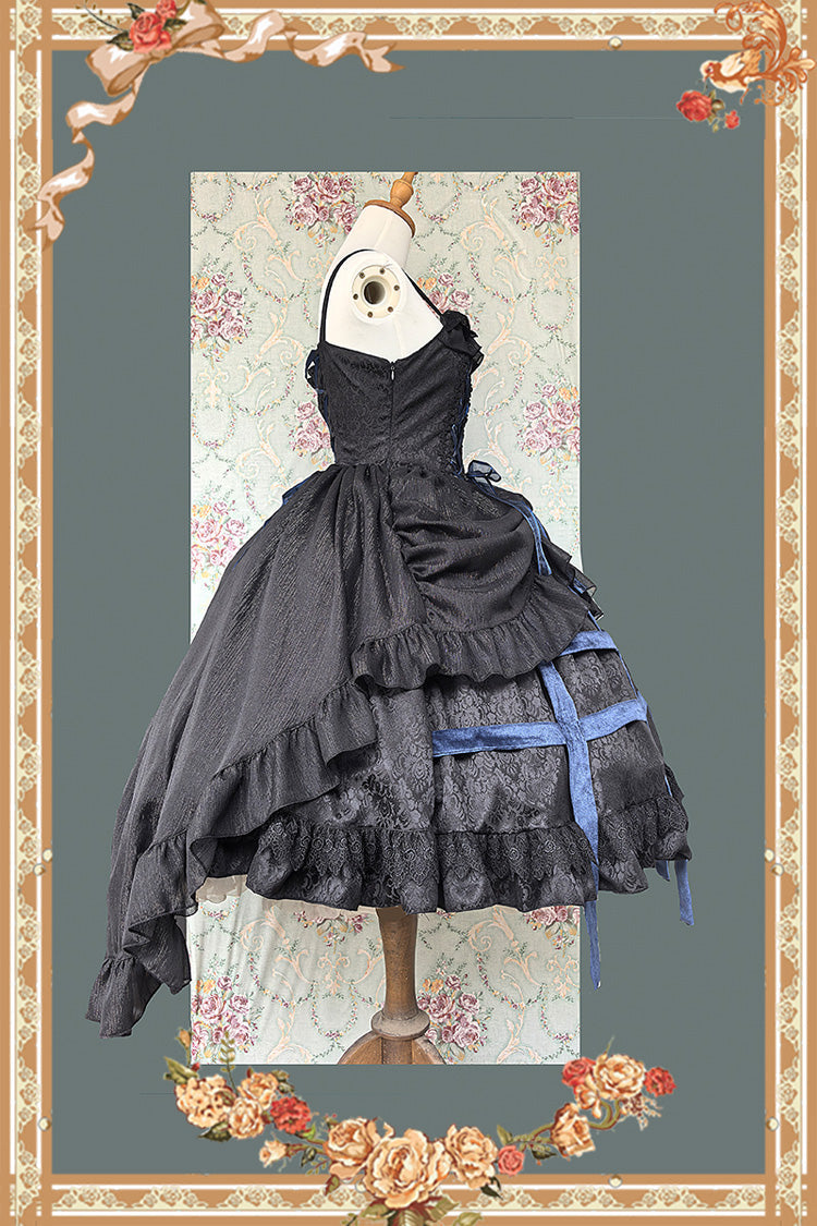Subtly Elegant Dress with a Refined Vintage Look