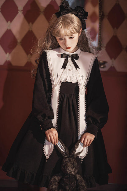 Casually Elegant Dress with a Refined Edge