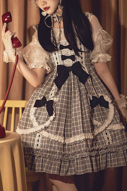 Vintage Style Dress with a Modern Fit
