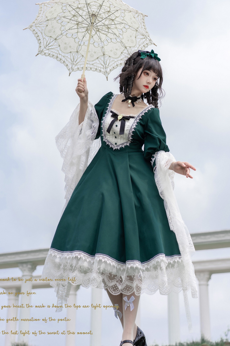 Retro Lace Classic Lolita Dress