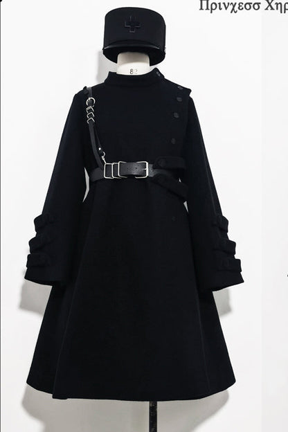 Classic Vintage Coat with a Flattering Fit