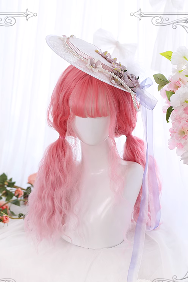 Casually Elegant Garment with a Refined Edge