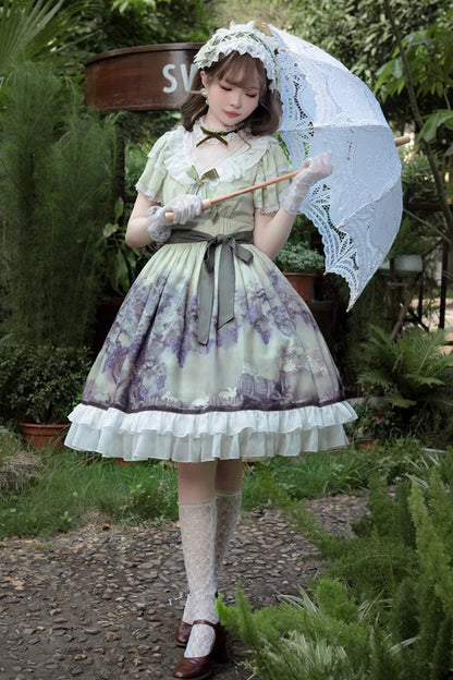 Subtly Elegant Dress with a Refined Vintage Look