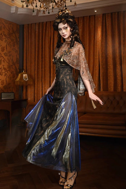 Finely Styled Dress with a Classic Vintage Look