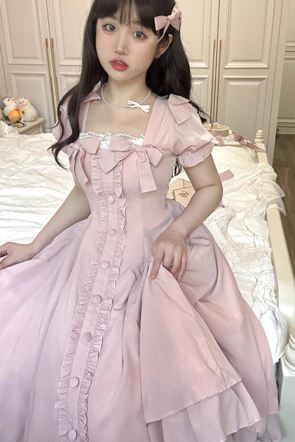 Beautifully Crafted Dress in a Classic Style