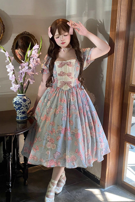 Vintage Style Dress with a Modern Fit