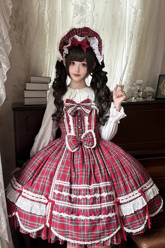 Finely Styled Dress with a Classic Vintage Look