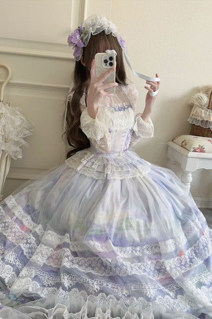 Finely Styled Dress with a Classic Vintage Look