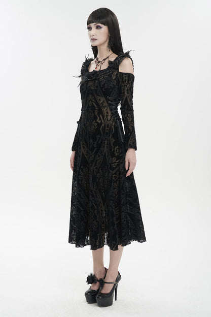 Beautifully Crafted Dress in a Classic Style