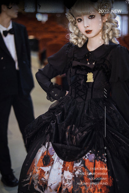 Finely Styled Dress with a Classic Vintage Look