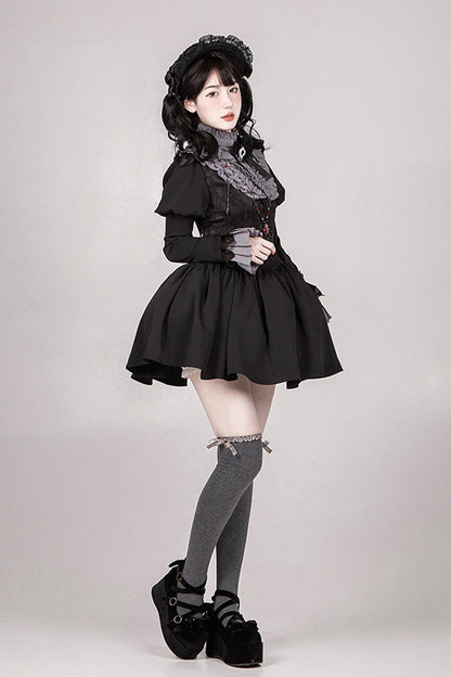 Beautifully Crafted Dress in a Classic Style