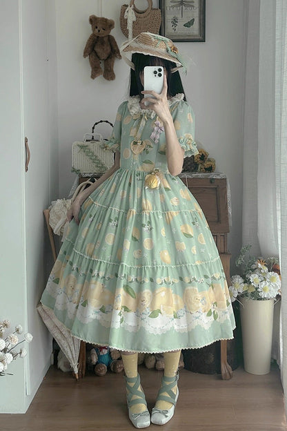 Vintage Style Dress with a Modern Fit