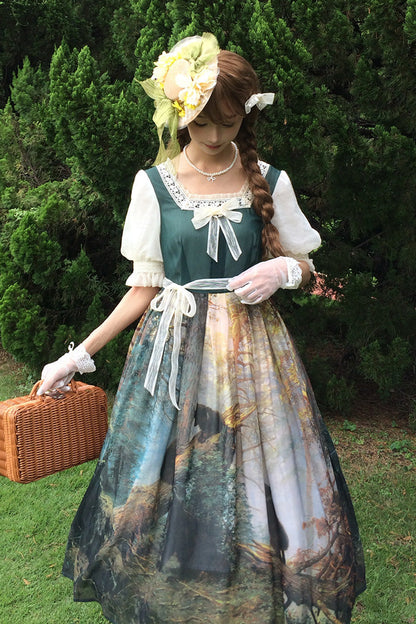 Finely Styled Dress with a Classic Vintage Look