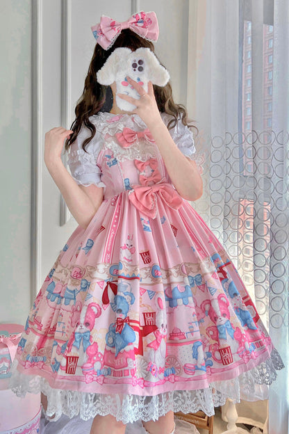 Classic Vintage Dress with a Flattering Fit