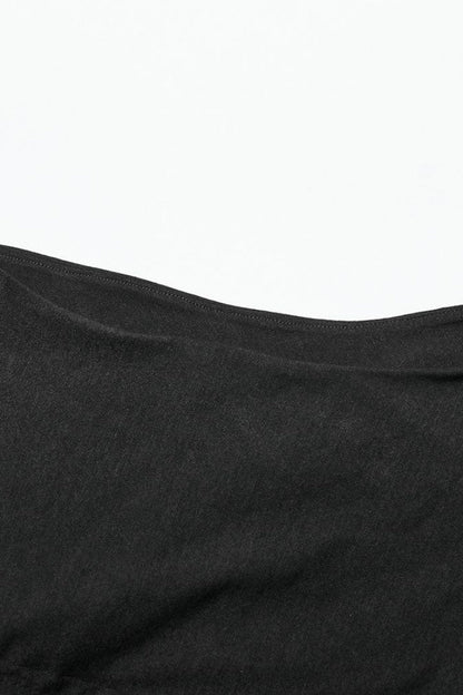 Finely Styled Garment with a Classic Vintage Look