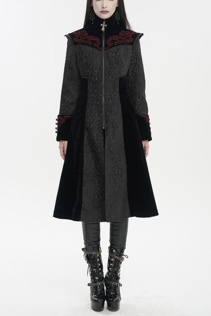 Finely Styled Coat with a Classic Vintage Look