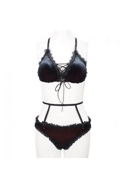 Beautifully Crafted Swimsuit in a Classic Style