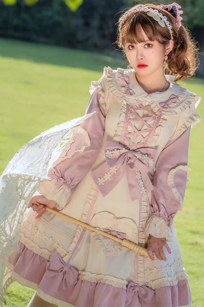 Subtly Elegant Dress with a Refined Vintage Look