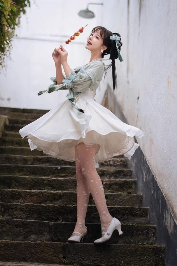 Thoughtfully Designed Dress in a Timeless Style