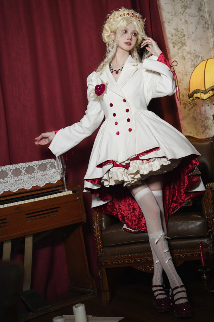 Finely Styled Coat with a Classic Vintage Look