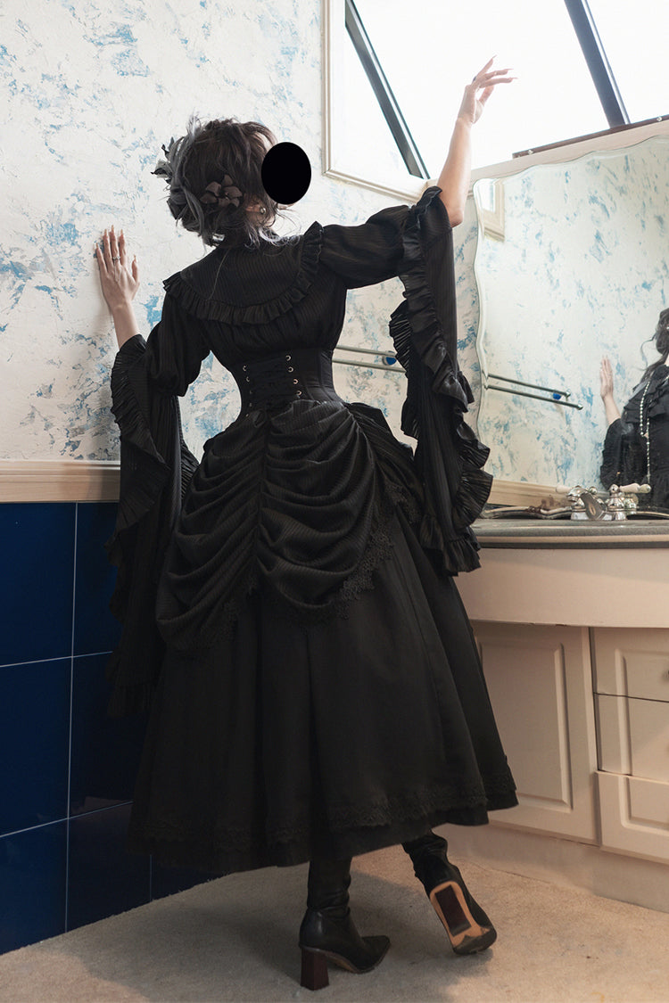 Classic Vintage Garment with a Flattering Fit