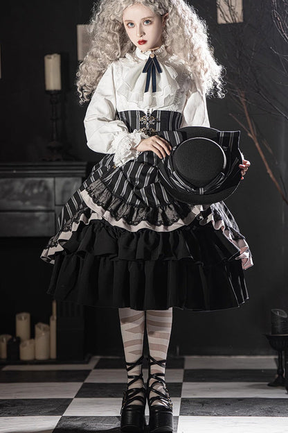 Finely Styled Garment with a Classic Vintage Look