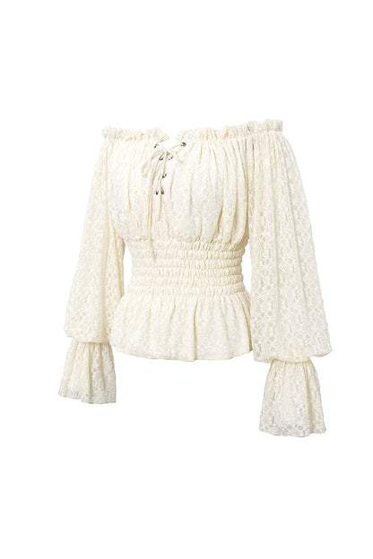 Finely Styled Blouse with a Classic Vintage Look
