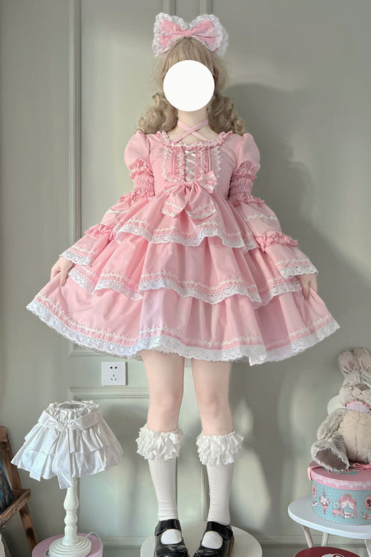 Finely Styled Dress with a Classic Vintage Look
