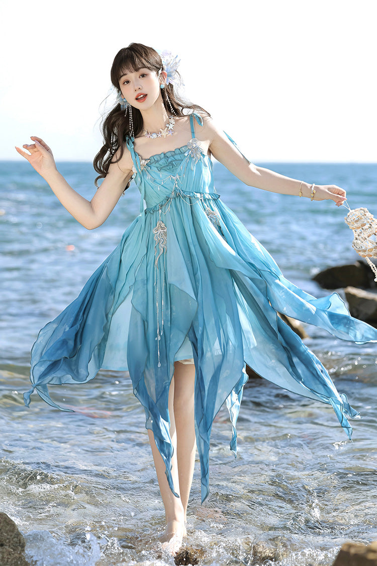 Subtly Elegant Dress with a Refined Vintage Look